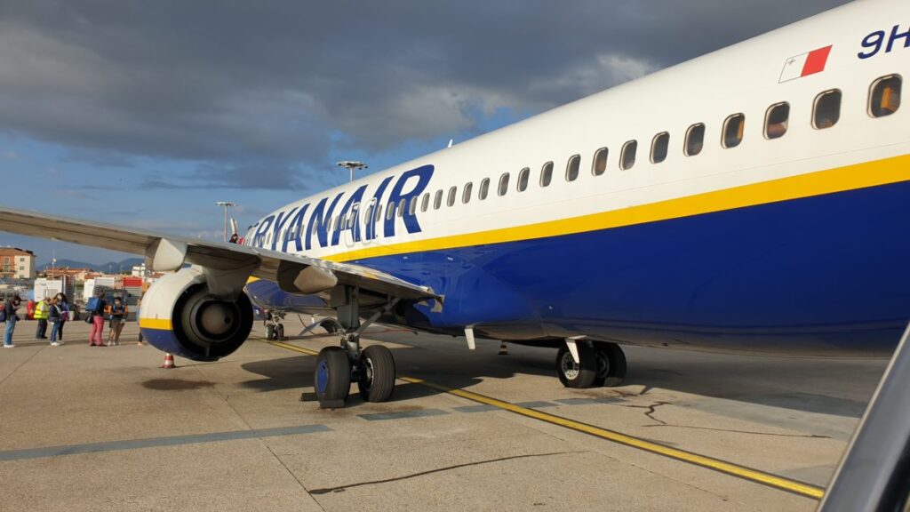 Ryanair, da maggio nuove regole su check-in e bagagli. Cosa sapere 3