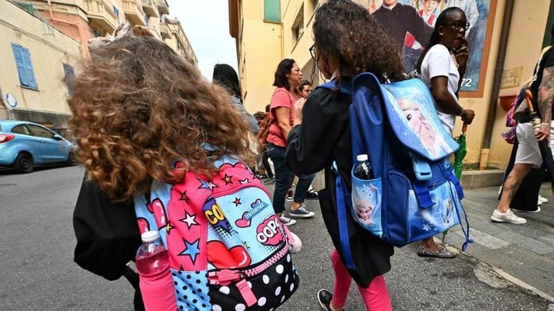 Sciopero della scuola il 17 novembre e lezioni a rischio: cosa chiedono insegti e alunni 3 Sciopero della scuola, 17 novembre richieste dei sindacati_