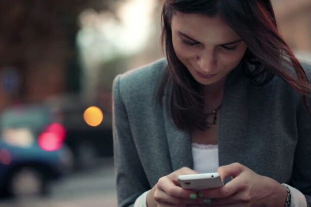 "Scrivi quando arrivi": il gruppo Whatsapp che ti accompagna nei tragitti pericolosi 41