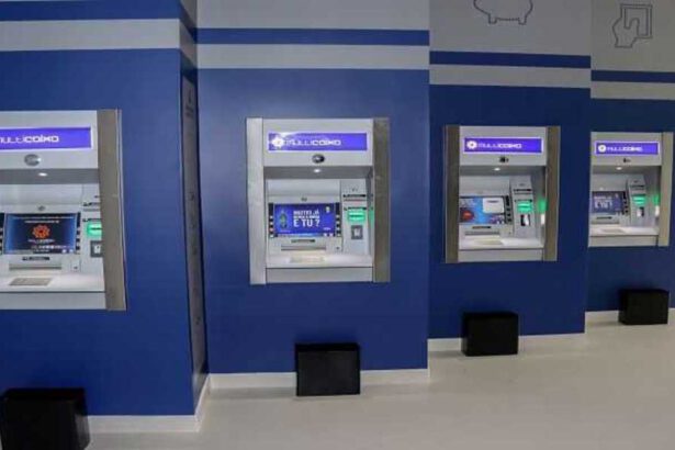 Super ATM, i nuovi sportelli automatici non fanno solo prelevare contanti, ma eseguono compiti 14