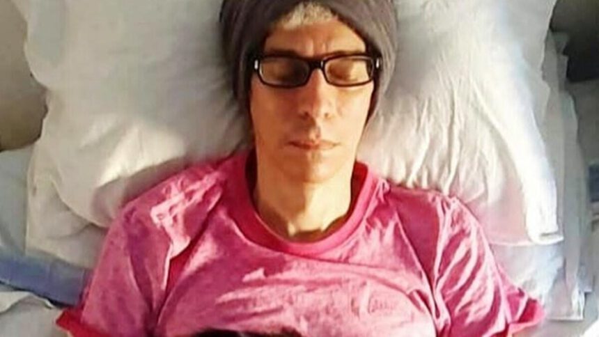 Giovanni Allevi torna sui social: "Curo il dolore con la meditazione" 2 Giovanni Allevi torna sui social: "Curo il dolore con la meditazione" 1