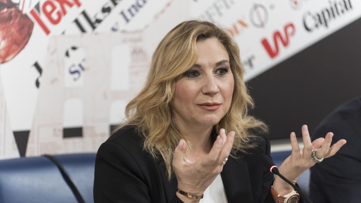 Serena Bortone, scoppia una nuova polemica sullo specchio firmato dall'artista Pistoletto 19