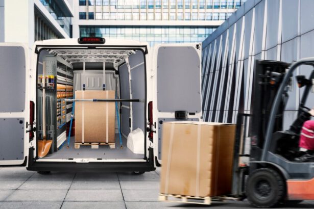 Italiani sempre più digital, anche l’allestimento del furgone si scopre online 17