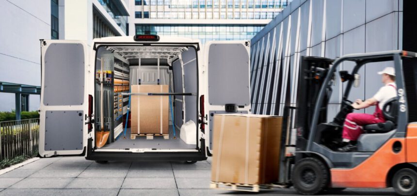 Italiani sempre più digital, anche l’allestimento del furgone si scopre online 1