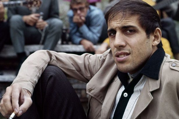 Adriano Celentano: "Torno in TV, ma non so su quale rete, le puntate sono davvero forti" 18