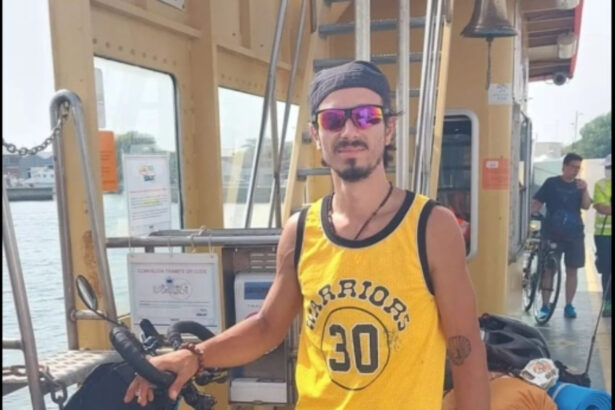 Ritrovato Adriano Pacifico, sparito durante il Cammino di Santiago: "Volevo tornare" 6