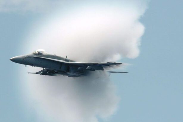 Aereo militare precipita vicino Trapani: si cerca il pilota 6