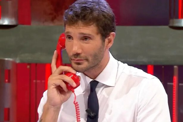 Affari tuoi, De Martino si commuove per Paolo adottato a 24 giorni: "I figli sono di chi li cresce" 14