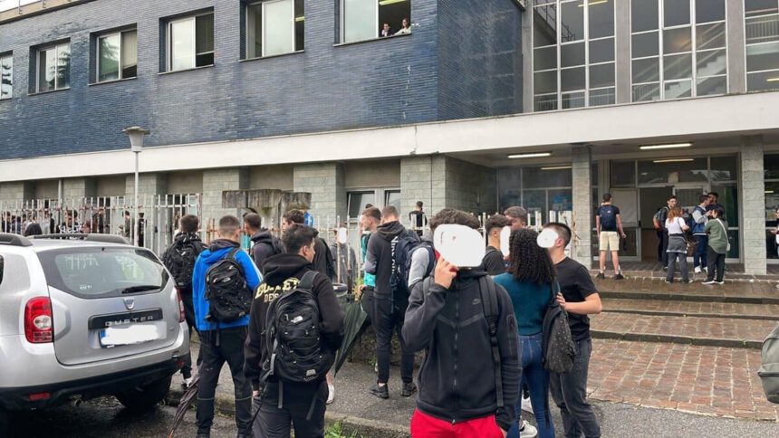Professoressa aggredita da un suo studente: “Ecco perché serve lo psicologo nelle scuole” 1