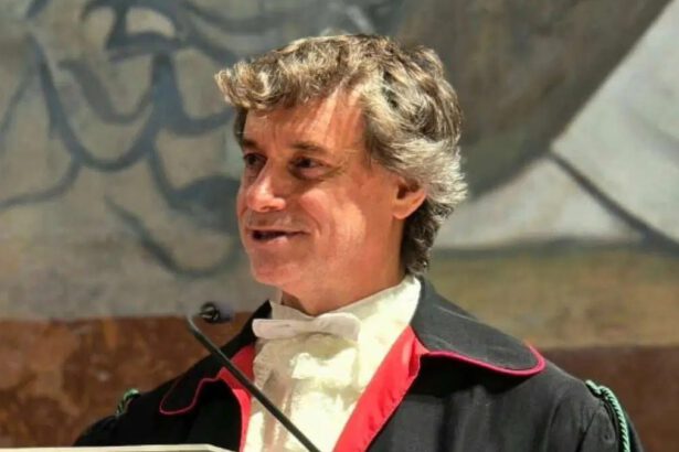 Alberto Angela riceve il dottorato honoris causa: "Lo studio decide il futuro" 45