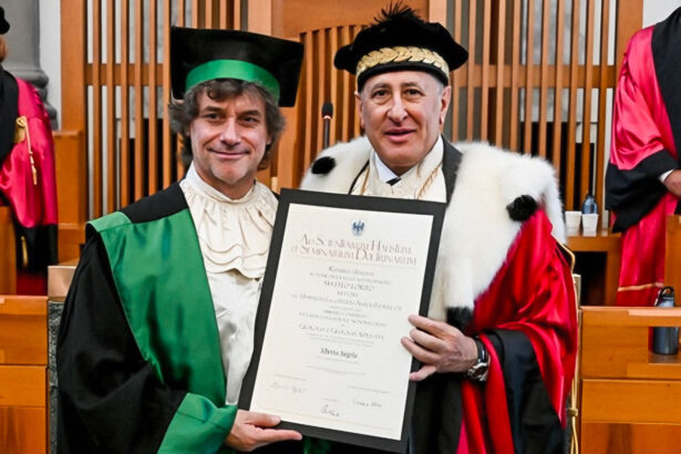 Laurea ad honorem ad Alberto Angela: “Ho vinto anch'io lo scudetto. È come un abbraccio da parte della città” 12