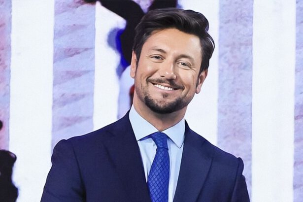 Cosa comporterebbe il ritorno di Andrea Giambruno in Mediaset? 10