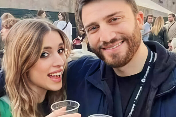 Angelina Mango: "Nel nuovo album canto la mia famiglia, il nostro passato e l’amore per mio fratello" 7