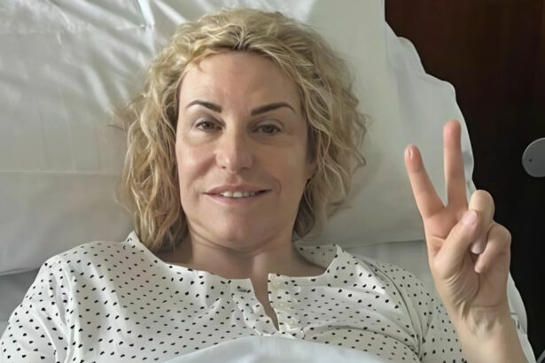 Antonella Clerici operata d'urgenza alle ovaie: "Era solo un controllo. Ricordatevi di fare prevenzione" 15