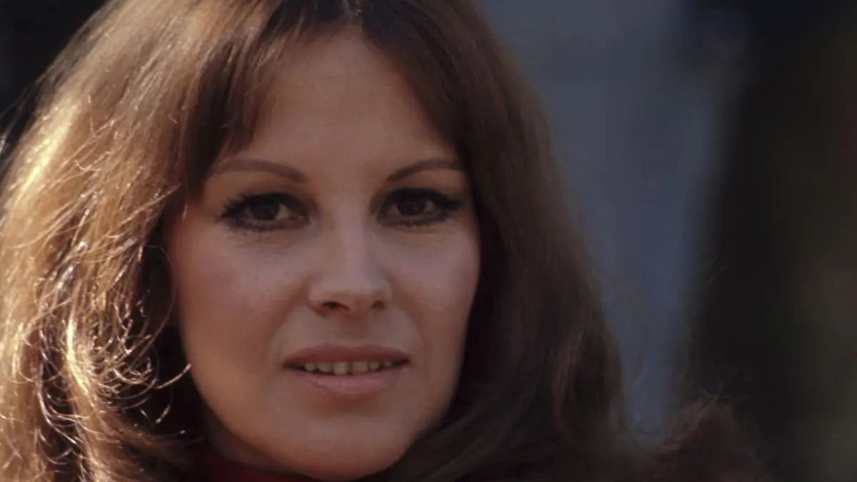 Chi è Antonella Lualdi, acclamata star negli anni '50 al pari della Lollobrigida 15