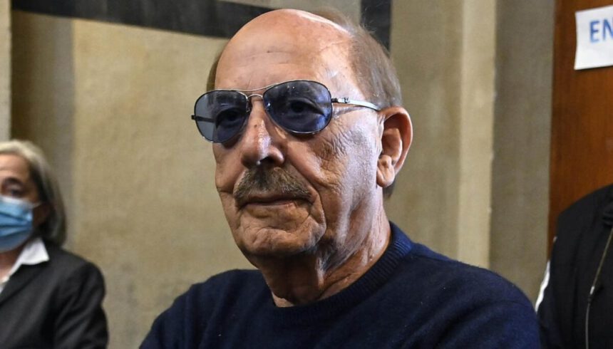 Chi è Antonio Angelucci, il re delle cliniche vicino all'acquisto dell'AGI anche se nullatenente 2 Chi è Antonio Angelucci, il re delle cliniche vicino all'acquisto dell'AGI anche se nullatenente 1