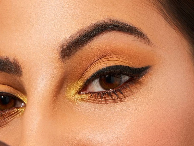 Come truccare gli occhi marroni: 5 consigli per realizzare il make-up perfetto 8