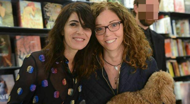 Il miracolo di Elisa Forte, cantante sorda: "Non è vero che chi non sente non può parlare" 4 Il miracolo di Elisa Forte, cantante sorda: "Non è vero che chi non sente non può parlare" 3