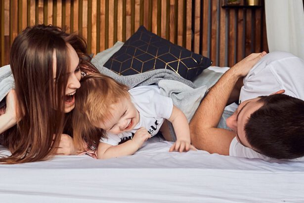 Bed sharing, fa bene ai bambini dormire nel lettone coi genitori? 5