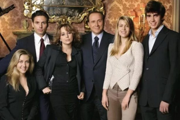 Berlusconi: come verrà ripartita, tra i figli, l'eredità immobiliare da 700 milioni 12