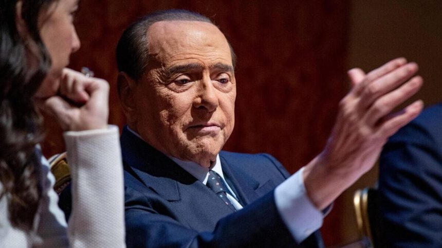 Berlusconi, seconda notte tranquilla al San Raffaele: “Ce la farò anche questa volta” 1