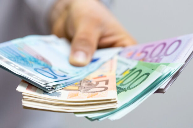 Bonus 200 e 150 euro, si amplia la platea dei beneficiari: chi potrà richiederli entro il 30 aprile 14