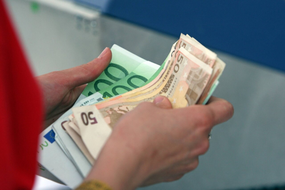 Bonus Inps per donne, 400 euro al mese per un anno senza limiti ISEE: come ottenerlo 13