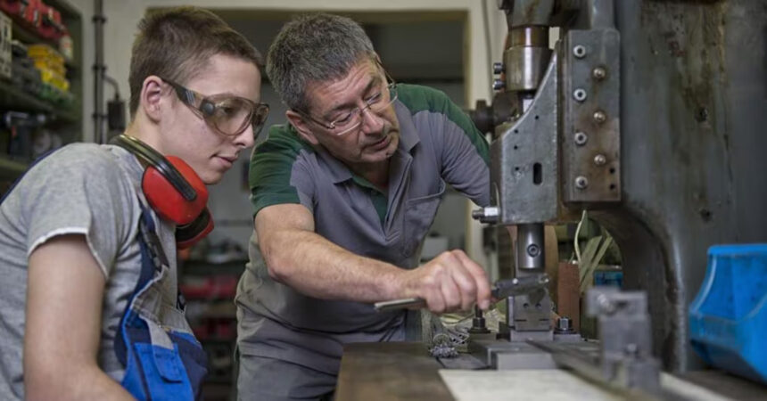 Bonus Neet, via da oggi le domande per ottenerlo: come funziona e come richiederlo 1