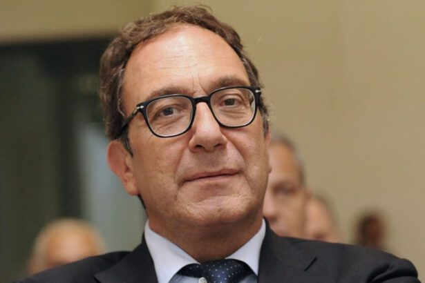 Chi è Bruno Astorre, senatore del Pd morto a Palazzo Cenci: "Si indaga sulle cause del decesso" 15