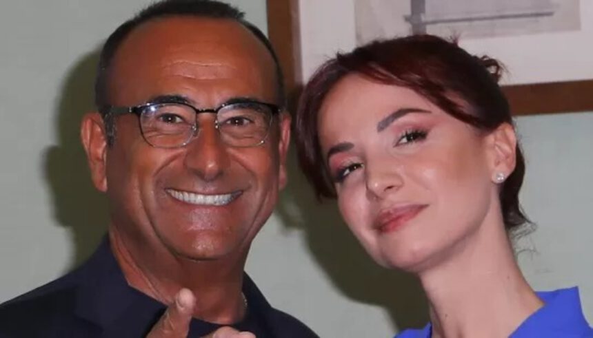 Carlo Conti su Andrea Delogu: "Co-conduttrice a Sanremo? Ancora non lo so" 2 Carlo Conti su Andrea Delogu: "Co-conduttrice a Sanremo? Ancora non lo so" 1