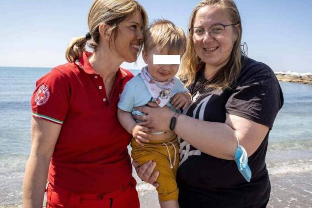 Chi è Carolina Casini che ha accolto il bambino ucraino bisognoso di essere operato 9