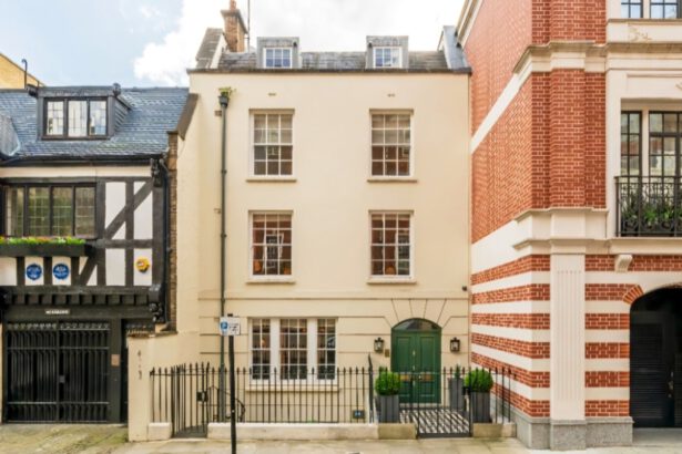 Lady D, in vendita la casa a 12 milioni di euro: "Lì ha conosciuto l'ultimo amore Dodi Al-Fayed" 7