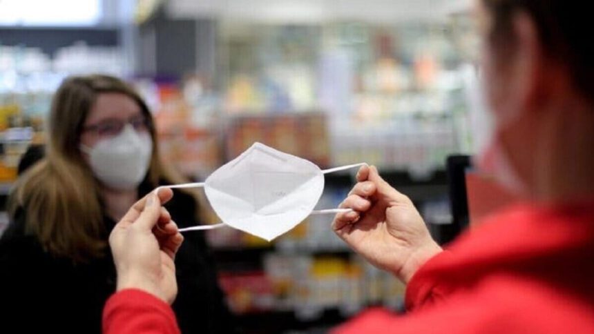 Covid, circolare del ministero: “Mascherine e smart working se la situazione si aggrava” 2 Covid, circolare del ministero: “Mascherine e smart working se la situazione si aggrava” 1