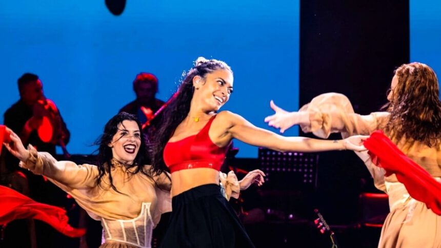 Notte della Taranta, la Puglia è in festa: "Valorizziamo gli artisti della nostra terra" 2 Notte della Taranta, la Puglia è in festa: "Valorizziamo gli artisti della nostra terra" 1