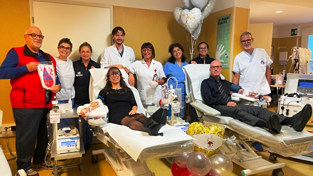 Coppia dona il sangue prima di sposarsi: "Il nostro gesto per salvare adulti e bambini" 15