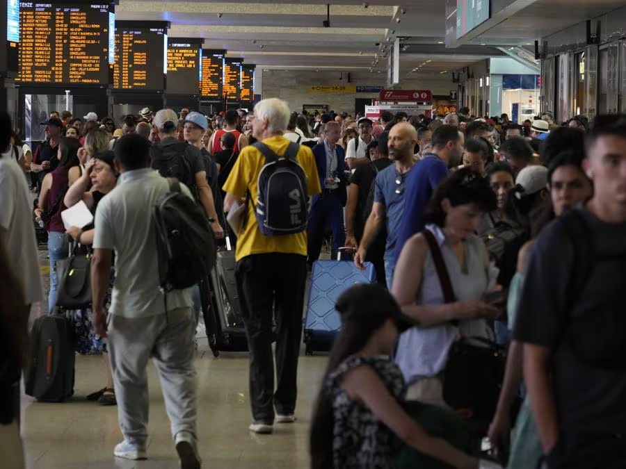 Crowdstrike, in tilt i servizi informatici di aeroporti, banche e ospedali: cosa sta succedendo nel mondo? 3