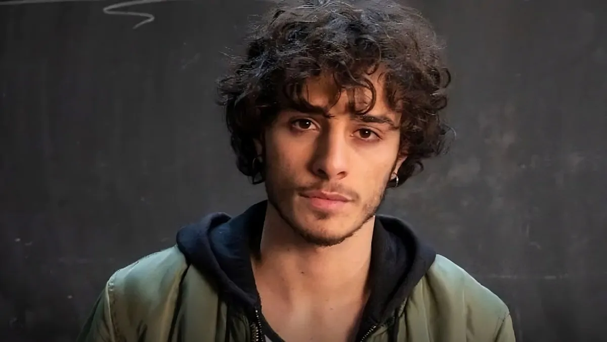 Damiano Gavino, chi è il giovane attore rivelazione di Nuovo Olimpo e Un Professore 1