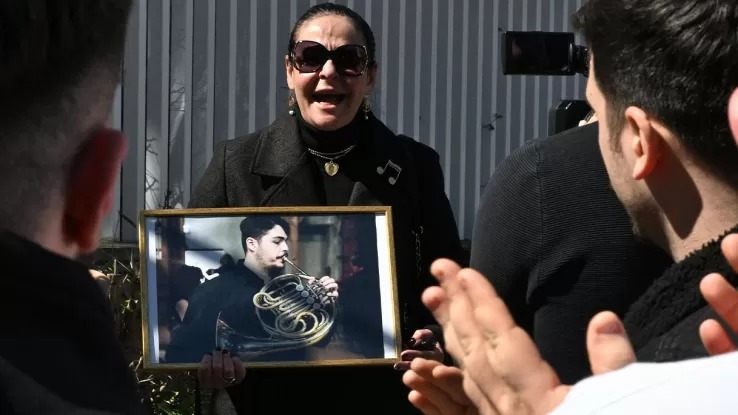 Il messaggio della mamma di Giovanbattista Cutolo: "Scritta una pagina di storia, ora porterò il suo messaggio nelle scuole" 3