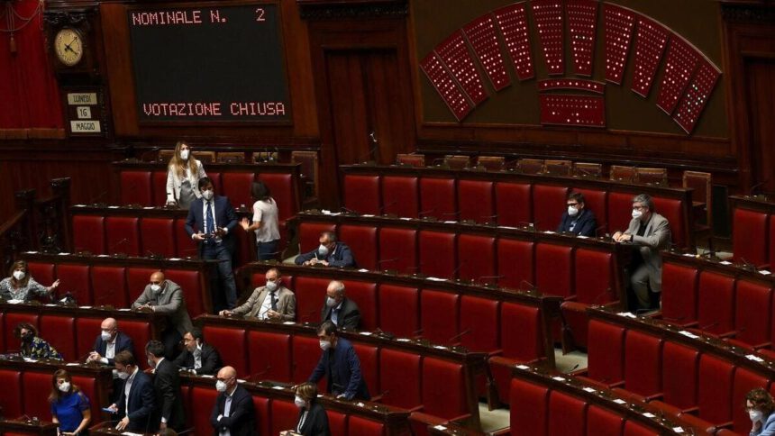 Decreto Ucraina bis: alla Camera manca il numero legale. Perché così tante assenze? 2 Decreto Ucraina bis: alla Camera manca il numero legale. Perché così tante assenze? 1