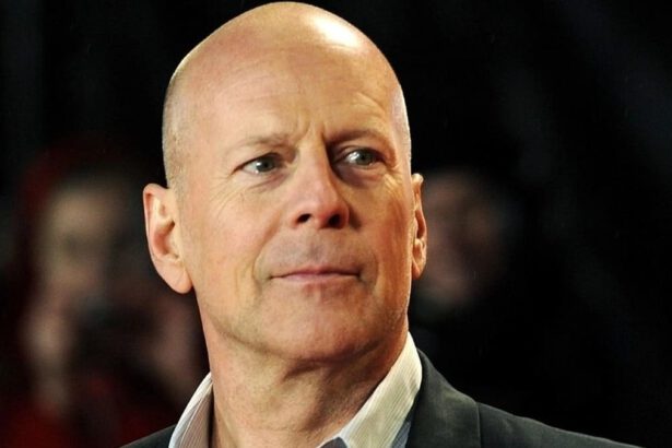 Cos’è la demenza frontotemporale, che ha colpito Bruce Willis: sintomi e cure della malattia 5