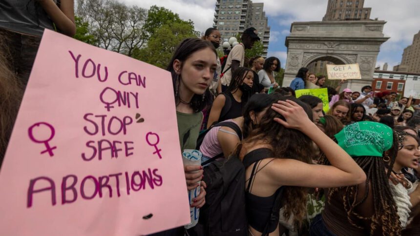 Usa, Corte Suprema abolisce la sentenza sul diritto all'aborto. Cosa accadrà ora 1