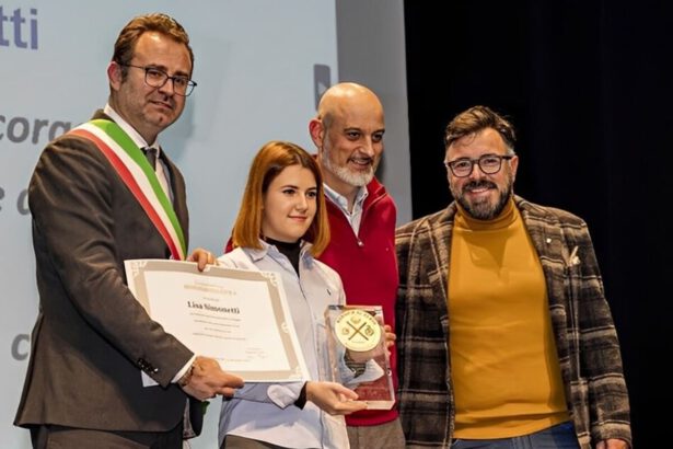 A 24 anni dona il midollo alla madre malata: “Le ridò la vita dopo che lei me l'ha donata” 10