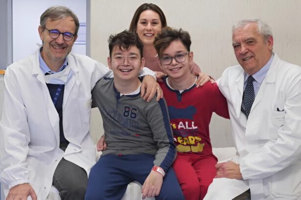 Doppio trapianto per due gemelli al fegato e rene, la mamma: "Dopo tanta paura oggi stanno bene" 9
