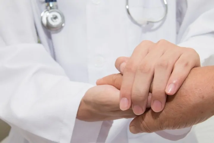 Doppio trapianto record salva 56enne: "Mi restava solo un giorno e mezzo di vita e invece sono qui" 3