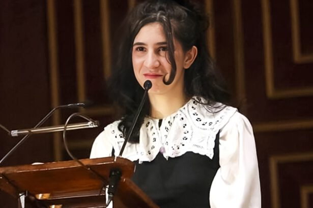 Elena Cecchettin terrà il suo monologo al Salone del Libro: "Noi abbiamo il potere di cambiare la società" 18