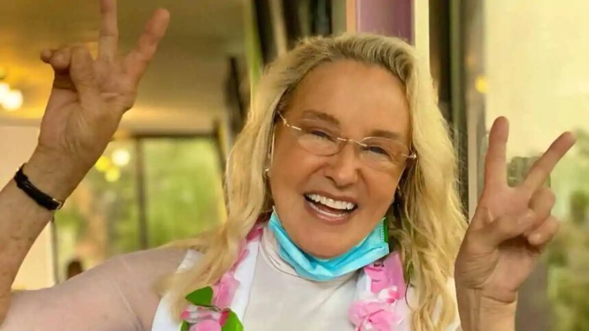 Eleonora Giorgi dopo la scoperta della malattia: "Mi batterò col turbante o la parrucca, non mi arrendo" 1