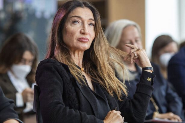 Elisabetta Franchi: “Strumentalizzata”. Appendino: “Ha una mentalità ottocentesca” 16