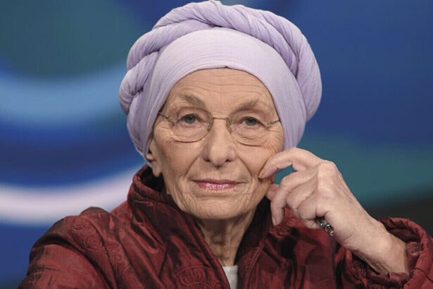 Emma Bonino: "Dopo 8 anni il microcitoma indesiderato è andato via dal polmone" 16