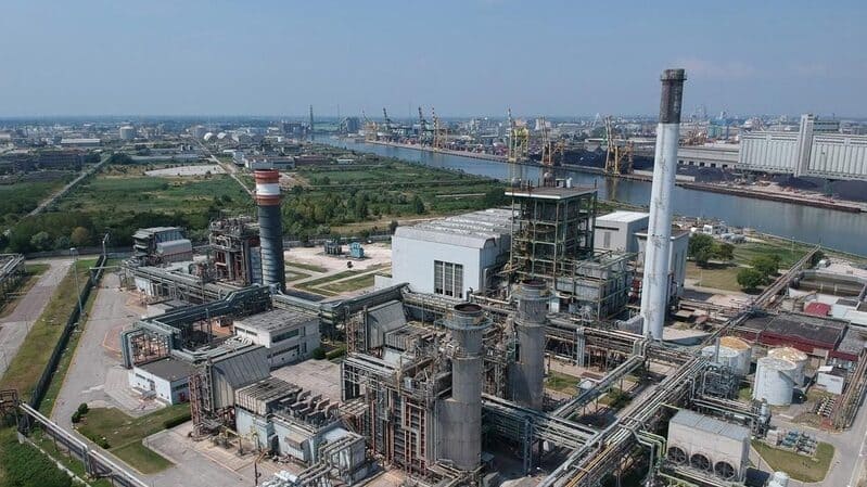 Cos’è Eni Rewind, il progetto dell’impianto per produrre energia dai fanghi 3 eni rewind_