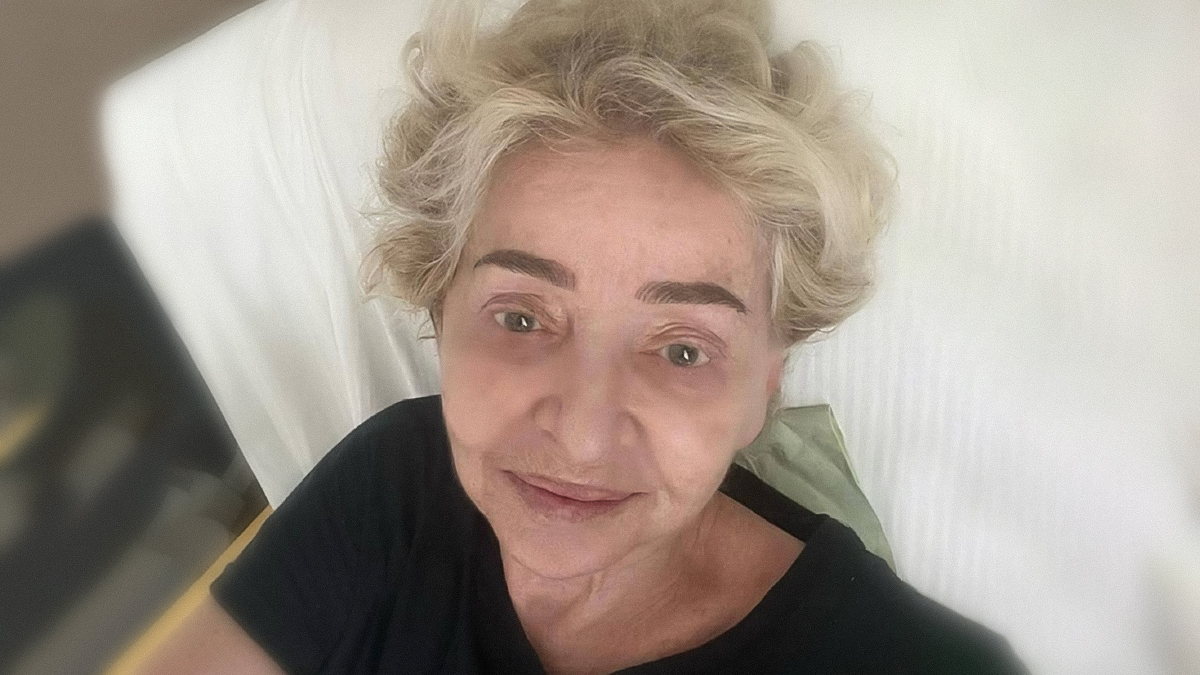 Enrica Bonaccorti: "Ho subìto un intervento al cuore di 8 ore. Sono salva per miracolo" 17